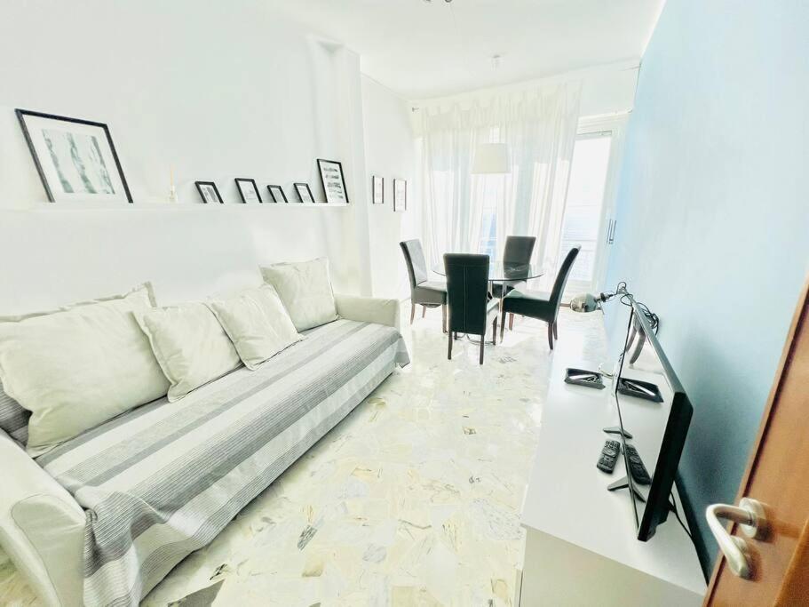Suite Sunset 18 - Fronte Mare Sanremo Luaran gambar