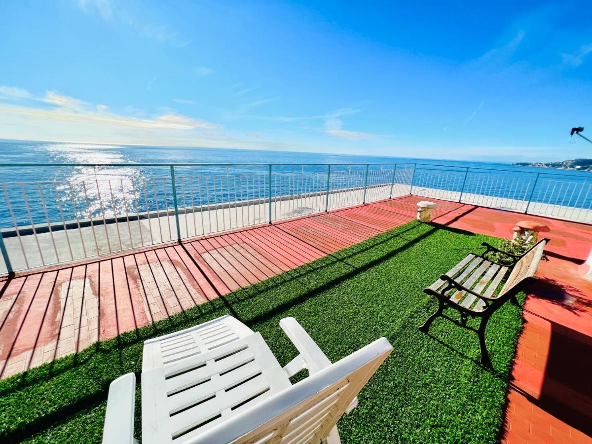 Suite Sunset 18 - Fronte Mare Sanremo Luaran gambar